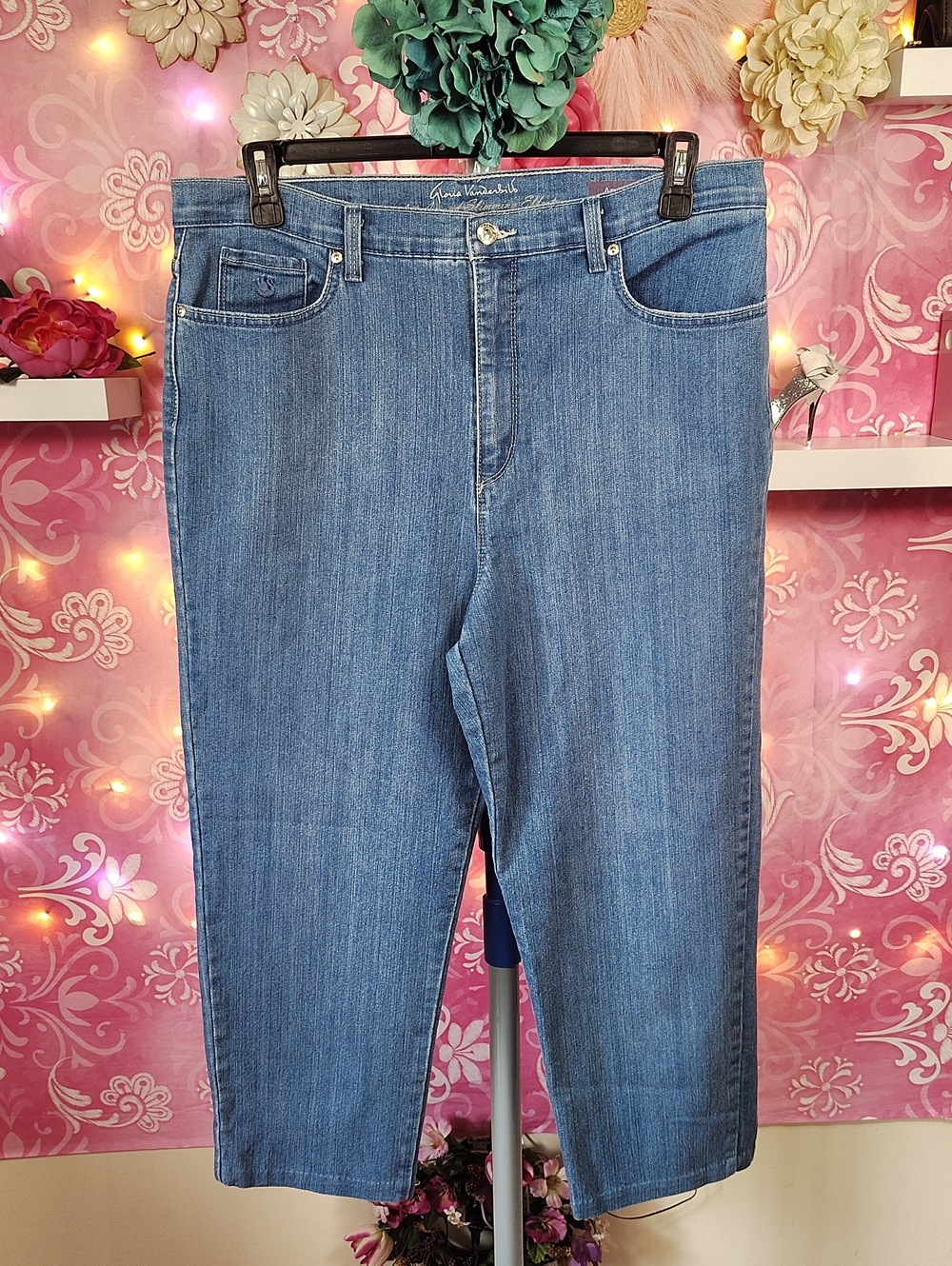 Gloria Vanderbilt Medium Blue Ankle-Length Straight Jeans